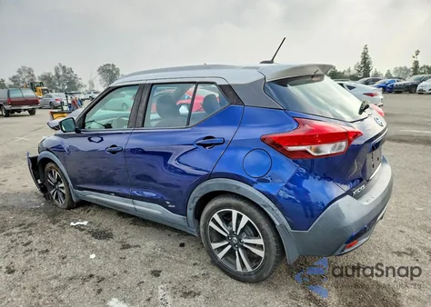 2018 Nissan Kicks S из США, поврежденный, VIN 3N1CP5CU4JL512761